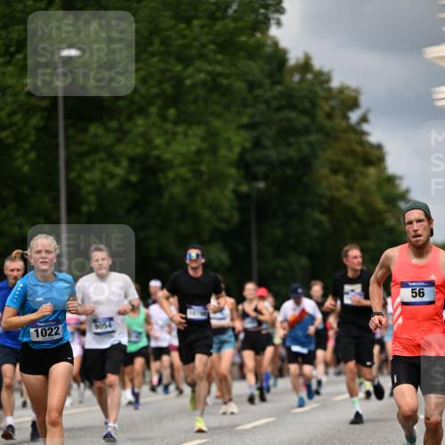 29.06.2025 - hella hamburg halbmarathon Dr. Thomas Lammeyer http://msf.ph/oto/8362306 29.06.2025 10:41:28 Kennedybrücke 56, 1022, 1118, 1253, 1276, 1339, 1488, 1490, 1597, 1819, 1952, 2104, 2199, 2272, 2480, 2552, 3165, 3230, 3714, 3873, 4347, 4618, 4733, 5146, 5224, 5560, 5640, 5786, 5940, 6243, 6584, 6804, 6821, 7085, 7202, 7235, 7707, 7823, 8257, 8258, 8315, 8758, 9054, 9055, 10024, 10112, 10476, 10762, 10798, 10919, 10931 meine-sportfotos.de