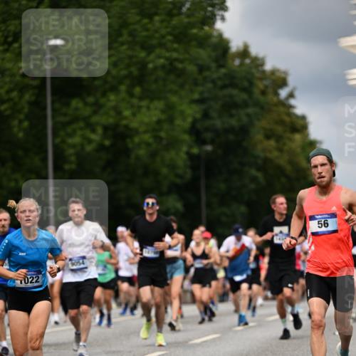29.06.2025 - hella hamburg halbmarathon Dr. Thomas Lammeyer http://msf.ph/oto/8362329 29.06.2025 10:41:28 Kennedybrücke 56, 1022, 1118, 1253, 1276, 1339, 1488, 1490, 1597, 1819, 1952, 2104, 2199, 2272, 2480, 2552, 3165, 3230, 3714, 3873, 4347, 4618, 4733, 5146, 5224, 5560, 5640, 5786, 5940, 6243, 6584, 6804, 6821, 7085, 7202, 7235, 7707, 7823, 8257, 8258, 8315, 8758, 9054, 9055, 10024, 10112, 10476, 10762, 10798, 10919, 10931 meine-sportfotos.de