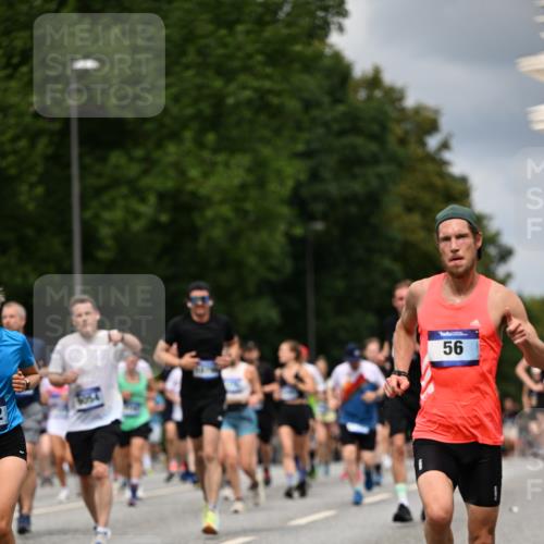29.06.2025 - hella hamburg halbmarathon Dr. Thomas Lammeyer http://msf.ph/oto/8362408 29.06.2025 10:41:28 Kennedybrücke 56, 1022, 1118, 1253, 1276, 1339, 1488, 1490, 1597, 1819, 1952, 2104, 2199, 2272, 2480, 2552, 3165, 3230, 3714, 3873, 4347, 4618, 4733, 5146, 5224, 5560, 5640, 5786, 5940, 6243, 6584, 6804, 6821, 7085, 7202, 7235, 7707, 7823, 8257, 8258, 8315, 8758, 9054, 9055, 10024, 10112, 10476, 10762, 10798, 10919, 10931 meine-sportfotos.de