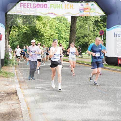 29.06.2025 - hella hamburg halbmarathon MichiJ http://msf.ph/oto/8362417 29.06.2025 10:43:19 Zwischen KM18-KM19 3042, 4868, 6591, 6720, 8255, 8393, 9622, 9820, 10084, 16470 meine-sportfotos.de