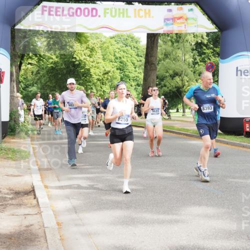 29.06.2025 - hella hamburg halbmarathon MichiJ http://msf.ph/oto/8362438 29.06.2025 10:43:19 Zwischen KM18-KM19 3042, 4868, 6591, 6720, 8255, 8393, 9622, 9820, 10084, 16470 meine-sportfotos.de