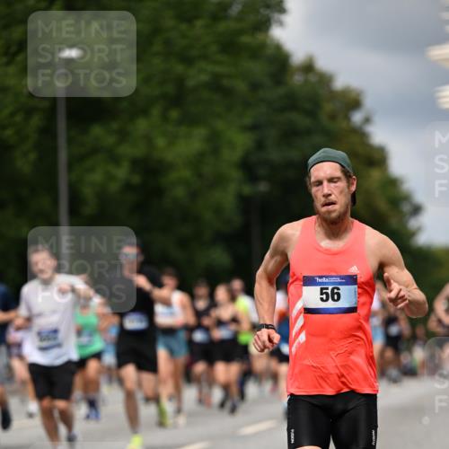 29.06.2025 - hella hamburg halbmarathon Dr. Thomas Lammeyer http://msf.ph/oto/8362446 29.06.2025 10:41:29 Kennedybrücke 56, 1022, 1118, 1253, 1276, 1339, 1488, 1490, 1597, 1819, 1952, 2104, 2199, 2272, 2480, 2552, 3165, 3230, 3714, 3873, 4347, 4618, 4733, 5146, 5224, 5560, 5640, 5940, 6243, 6584, 6804, 6821, 7085, 7202, 7235, 7707, 7823, 8315, 8758, 9054, 9055, 10024, 10112, 10476, 10762, 10798, 10919, 10931 meine-sportfotos.de