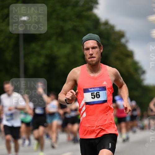 29.06.2025 - hella hamburg halbmarathon Dr. Thomas Lammeyer http://msf.ph/oto/8362479 29.06.2025 10:41:29 Kennedybrücke 56, 1022, 1118, 1253, 1276, 1339, 1488, 1490, 1597, 1819, 1952, 2104, 2199, 2272, 2480, 2552, 3165, 3230, 3714, 3873, 4347, 4618, 4733, 5146, 5224, 5560, 5640, 5940, 6243, 6584, 6804, 6821, 7085, 7202, 7235, 7707, 7823, 8315, 8758, 9054, 9055, 10024, 10112, 10476, 10762, 10798, 10919, 10931 meine-sportfotos.de