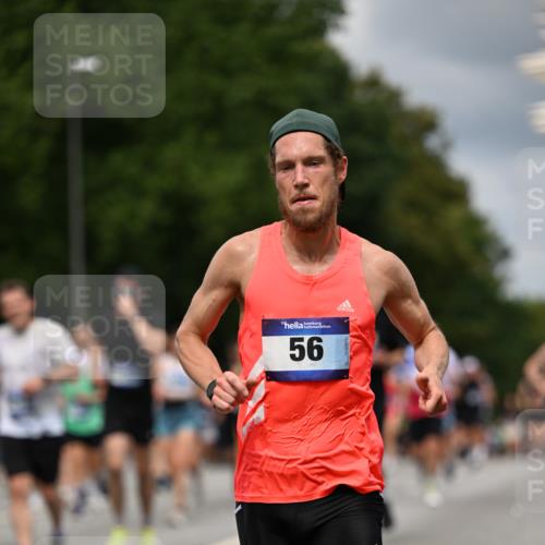 29.06.2025 - hella hamburg halbmarathon Dr. Thomas Lammeyer http://msf.ph/oto/8362486 29.06.2025 10:41:29 Kennedybrücke 56, 1022, 1118, 1253, 1276, 1339, 1488, 1490, 1597, 1819, 1952, 2104, 2199, 2272, 2480, 2552, 3165, 3230, 3714, 3873, 4347, 4618, 4733, 5146, 5224, 5560, 5640, 5940, 6243, 6584, 6804, 6821, 7085, 7202, 7235, 7707, 7823, 8315, 8758, 9054, 9055, 10024, 10112, 10476, 10762, 10798, 10919, 10931 meine-sportfotos.de