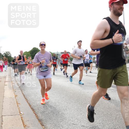 29.06.2025 - hella hamburg halbmarathon Lena Gebhardt http://msf.ph/oto/8362501 29.06.2025 10:39:20 Lombardsbrücke 2893, 17368, 11313, 15262, 12391, 114, 1232, 1451, 1760, 1856, 1883, 2092, 2524, 2534, 2571, 2574, 2578, 2843, 2893, 2998, 3275, 3307, 3353, 3727, 3745, 4257, 4320, 4410, 4523, 4603, 4609, 4659, 4855, 4882, 4964, 5045, 5701, 6062, 6112, 6321, 6342, 6343, 6611, 6719, 6726, 6748, 7341, 7501, 7506, 7524, 7589, 7684, 7815, 8203, 8243, 8457, 8783, 8995, 9393, 9420, 9446, 9569, 9698, 9747, 9777, 9974, 9977, 10001, 10072, 10315, 10512, 10516, 10554, 13060 meine-sportfotos.de