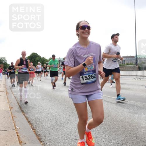 29.06.2025 - hella hamburg halbmarathon Lena Gebhardt http://msf.ph/oto/8362878 29.06.2025 10:39:20 Lombardsbrücke 2893, 14871, 10516, 1000, 15262, 1232, 1451, 1760, 1856, 1883, 2092, 2524, 2534, 2571, 2574, 2578, 2843, 2893, 2998, 3275, 3307, 3353, 3727, 3745, 4257, 4320, 4410, 4523, 4603, 4609, 4659, 4855, 4882, 4964, 5045, 5701, 6062, 6112, 6321, 6342, 6343, 6611, 6719, 6726, 6748, 7341, 7501, 7506, 7524, 7589, 7684, 7815, 8203, 8243, 8457, 8783, 8995, 9393, 9420, 9446, 9569, 9698, 9747, 9777, 9974, 9977, 10001, 10072, 10315, 10512, 10516, 10554, 13060 meine-sportfotos.de