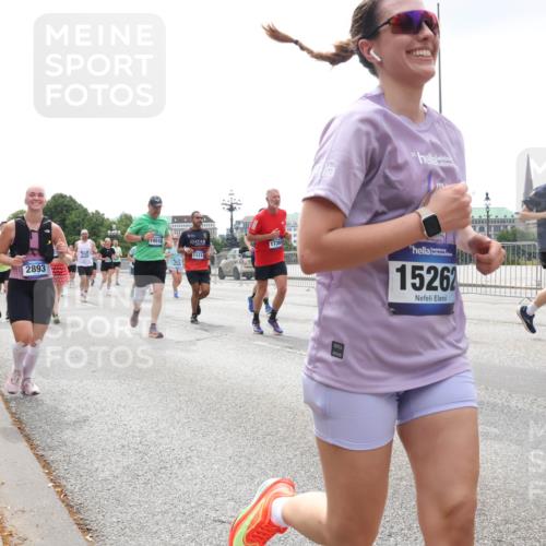 29.06.2025 - hella hamburg halbmarathon Lena Gebhardt http://msf.ph/oto/8362933 29.06.2025 10:39:21 Lombardsbrücke 2893, 10516, 11313, 15262, 9446, 7506, 1451, 1760, 1856, 1883, 2092, 2524, 2534, 2571, 2574, 2578, 2843, 2893, 2998, 3275, 3307, 3353, 3727, 3745, 4257, 4320, 4410, 4523, 4603, 4609, 4659, 4855, 4882, 4964, 5045, 5701, 6062, 6112, 6321, 6342, 6343, 6611, 6719, 6726, 6748, 7053, 7341, 7501, 7506, 7524, 7589, 7684, 7815, 8203, 8243, 8457, 8783, 8995, 9393, 9420, 9446, 9569, 9698, 9747, 9777, 9974, 9977, 10001, 10072, 10315, 10512, 10516, 13060 meine-sportfotos.de