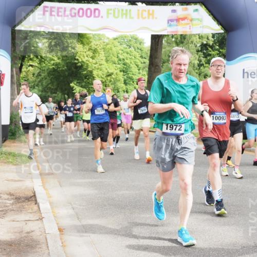 29.06.2025 - hella hamburg halbmarathon MichiJ http://msf.ph/oto/8362944 29.06.2025 10:43:25 Zwischen KM18-KM19 1972, 2083, 2741, 2982, 2996, 3042, 4152, 4594, 4813, 5418, 7037, 8255, 9622, 9820, 10093, 13245, 13474, 16121, 16470, 16679, 17468, 17758, 17828, 18117, 18125, 18208, 18899, 19184 meine-sportfotos.de