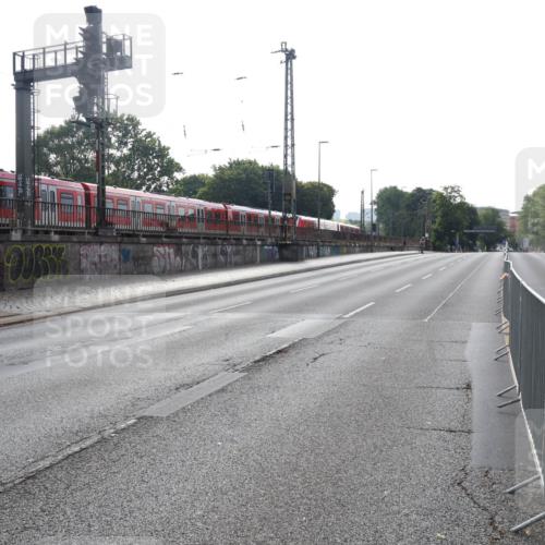29.06.2025 - hella hamburg halbmarathon Lena Gebhardt http://msf.ph/oto/8363077 29.06.2025 08:29:54 Lombardsbrücke  meine-sportfotos.de