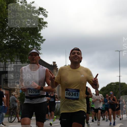 29.06.2025 - hella hamburg halbmarathon Yannick Fuchs http://msf.ph/oto/8363101 29.06.2025 10:53:17 20KM 1285, 2006, 2348, 2584, 2677, 2957, 2978, 3114, 3181, 3279, 3425, 3983, 4088, 4592, 5347, 5885, 6087, 6202, 6220, 6438, 6997, 7031, 7223, 7287, 7476, 8290, 10036, 10587, 10759, 10896, 10943, 11935, 11938, 12206, 12261, 12564, 12633, 12736, 12862, 13583, 13761, 14375, 14567, 14732, 14902, 14928, 14965, 15232, 15240, 15284, 15824, 16160, 16341, 16910, 16980, 17017, 17176, 17346, 17503, 17630, 18153, 18266, 18327, 18467, 18485, 18716, 19015, 19160 meine-sportfotos.de