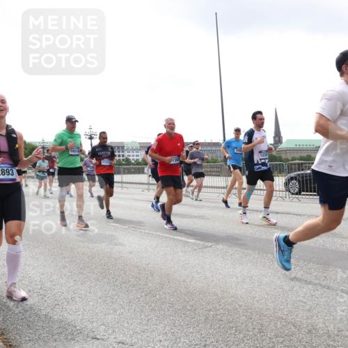 29.06.2025 - hella hamburg halbmarathon Lena Gebhardt http://msf.ph/oto/8363163 29.06.2025 10:39:21 Lombardsbrücke 2998, 2893, 10516, 2092, 1239, 11313, 36, 9446, 1451, 1760, 1856, 1883, 2092, 2524, 2534, 2571, 2574, 2578, 2843, 2893, 2998, 3275, 3307, 3353, 3727, 3745, 4257, 4320, 4410, 4523, 4603, 4609, 4659, 4855, 4882, 4964, 5045, 5701, 6062, 6112, 6321, 6342, 6343, 6611, 6719, 6726, 6748, 7053, 7341, 7501, 7506, 7524, 7589, 7684, 7815, 8203, 8243, 8457, 8783, 8995, 9393, 9420, 9446, 9569, 9698, 9747, 9777, 9974, 9977, 10001, 10072, 10315, 10512, 10516, 13060 meine-sportfotos.de