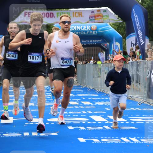 29.06.2025 - hella hamburg halbmarathon Strokosch-Dieckow http://msf.ph/oto/8363251 29.06.2025 10:29:08 Ziel 3043, 8473, 10171, 10351, 16157, 18874, 19194 meine-sportfotos.de