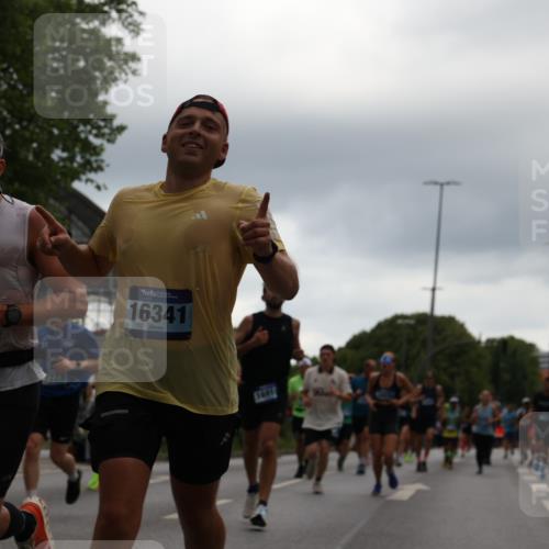 29.06.2025 - hella hamburg halbmarathon Yannick Fuchs http://msf.ph/oto/8363266 29.06.2025 10:53:18 20KM 2006, 2348, 2584, 2677, 2957, 2978, 3114, 3181, 3279, 3425, 3983, 4088, 4592, 5347, 5885, 6087, 6202, 6220, 6438, 6997, 7031, 7223, 7287, 8290, 10036, 10587, 10759, 10896, 10943, 11935, 11938, 12206, 12261, 12564, 12633, 12736, 12862, 13583, 13761, 14375, 14567, 14732, 14902, 14928, 14965, 15232, 15240, 15284, 15824, 16160, 16341, 16910, 16980, 17017, 17176, 17346, 17503, 17630, 18153, 18266, 18327, 18467, 18485, 18716, 19015, 19160 meine-sportfotos.de