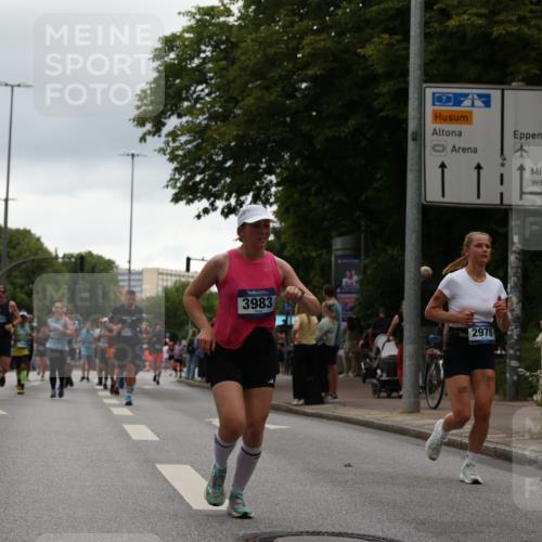 29.06.2025 - hella hamburg halbmarathon Yannick Fuchs http://msf.ph/oto/8363461 29.06.2025 10:53:18 20KM 2006, 2348, 2584, 2677, 2957, 2978, 3114, 3181, 3279, 3425, 3983, 4088, 4592, 5347, 5885, 6087, 6202, 6220, 6438, 6997, 7031, 7223, 7287, 8290, 10036, 10587, 10759, 10896, 10943, 11935, 11938, 12206, 12261, 12564, 12633, 12736, 12862, 13583, 13761, 14375, 14567, 14732, 14902, 14928, 14965, 15232, 15240, 15284, 15824, 16160, 16341, 16910, 16980, 17017, 17176, 17346, 17503, 17630, 18153, 18266, 18327, 18467, 18485, 18716, 19015, 19160 meine-sportfotos.de