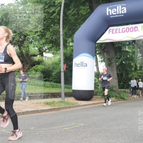 29.06.2025 - hella hamburg halbmarathon KatJ http://msf.ph/oto/8363662 29.06.2025 10:22:45 Zwischen KM18-KM19 1959, 2836, 6473 meine-sportfotos.de