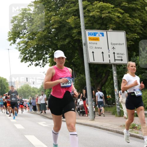 29.06.2025 - hella hamburg halbmarathon Yannick Fuchs http://msf.ph/oto/8363811 29.06.2025 10:53:19 20KM 2006, 2348, 2584, 2677, 2957, 2978, 3114, 3181, 3279, 3425, 3983, 4088, 4592, 4796, 5347, 5885, 6087, 6202, 6220, 6438, 6997, 7031, 7223, 7287, 8290, 10036, 10587, 10759, 10896, 10943, 11935, 11938, 12206, 12261, 12564, 12633, 12736, 12862, 13583, 13761, 14567, 14732, 14902, 14928, 14965, 15232, 15240, 15284, 15824, 16160, 16341, 16910, 16980, 17017, 17176, 17503, 17630, 18153, 18266, 18327, 18467, 18485, 18716, 19015, 19160 meine-sportfotos.de