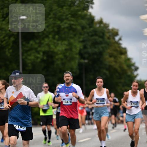 29.06.2025 - hella hamburg halbmarathon Dr. Thomas Lammeyer http://msf.ph/oto/8363823 29.06.2025 10:41:34 Kennedybrücke 56, 1022, 1118, 1276, 1339, 1490, 1597, 1819, 1952, 2031, 2104, 2199, 2272, 2480, 2552, 3165, 3230, 3714, 3873, 4347, 4442, 4618, 4733, 5146, 5224, 5640, 5940, 6243, 6584, 6804, 6821, 7085, 7202, 7235, 7544, 7707, 7823, 8315, 8499, 8758, 8843, 9054, 9055, 9288, 10024, 10112, 10159, 10476, 10762, 10798, 10919, 10931 meine-sportfotos.de