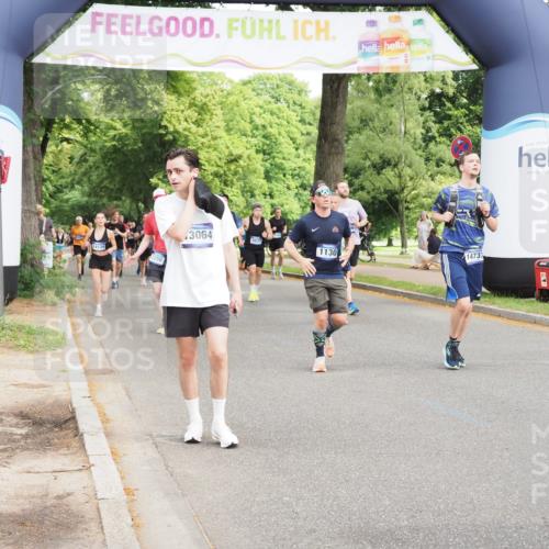 29.06.2025 - hella hamburg halbmarathon MichiJ http://msf.ph/oto/8363857 29.06.2025 10:43:32 Zwischen KM18-KM19 1130, 1485, 2083, 2250, 2741, 2996, 4813, 5492, 7547, 8968, 9246, 9727, 9903, 10133, 10408, 10665, 13064, 14737, 15431, 16434, 17828, 18117, 18867, 18899, 19184 meine-sportfotos.de