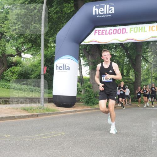 29.06.2025 - hella hamburg halbmarathon KatJ http://msf.ph/oto/8363928 29.06.2025 10:22:47 Zwischen KM18-KM19 6473 meine-sportfotos.de