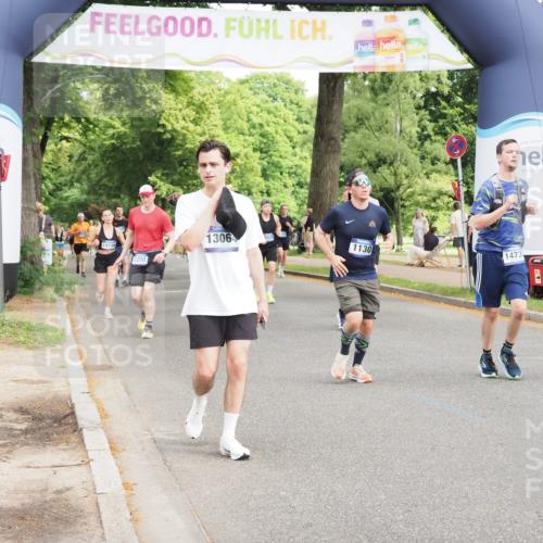 29.06.2025 - hella hamburg halbmarathon MichiJ http://msf.ph/oto/8363934 29.06.2025 10:43:33 Zwischen KM18-KM19 1130, 1485, 2083, 2250, 5492, 7547, 8825, 8968, 9246, 9727, 9903, 10133, 10408, 10665, 12196, 13064, 14139, 14737, 15431, 16434, 18867, 19184 meine-sportfotos.de