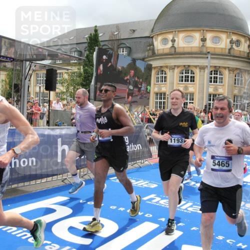 29.06.2025 - hella hamburg halbmarathon Michael Strokosch http://msf.ph/oto/8363982 29.06.2025 10:56:21 Ziel 1193, 4029, 5465, 5672, 7547, 9903, 10789, 11231, 11309, 12348, 15300, 15484, 16113, 16375, 16634, 17468, 18117, 18495, 18652, 18741, 19152 meine-sportfotos.de