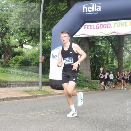 29.06.2025 - hella hamburg halbmarathon KatJ http://msf.ph/oto/8364026 29.06.2025 10:22:48 Zwischen KM18-KM19 6473 meine-sportfotos.de
