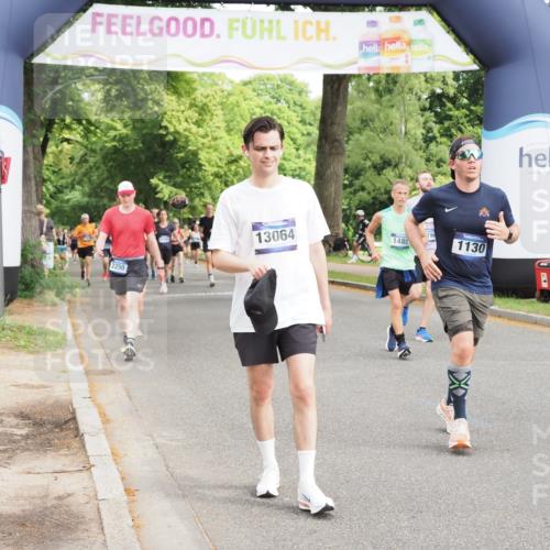 29.06.2025 - hella hamburg halbmarathon MichiJ http://msf.ph/oto/8364091 29.06.2025 10:43:33 Zwischen KM18-KM19 1130, 1485, 2083, 2250, 5492, 7547, 8825, 8968, 9246, 9727, 9903, 10133, 10408, 10665, 12196, 13064, 14139, 14737, 15431, 16434, 18867, 19184 meine-sportfotos.de