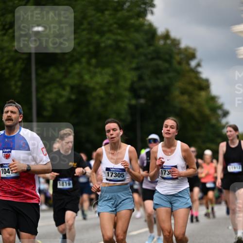 29.06.2025 - hella hamburg halbmarathon Dr. Thomas Lammeyer http://msf.ph/oto/8364105 29.06.2025 10:41:36 Kennedybrücke 56, 1022, 1118, 1276, 1339, 1597, 1799, 1819, 2031, 2104, 2199, 2272, 2480, 2552, 3165, 3230, 3873, 4347, 4442, 4618, 4733, 5146, 5224, 5640, 5940, 6243, 6584, 6821, 7085, 7202, 7235, 7544, 7707, 7823, 8315, 8499, 8758, 8843, 9054, 9055, 9288, 10024, 10112, 10159, 10476, 10762, 10798, 10919, 10931 meine-sportfotos.de