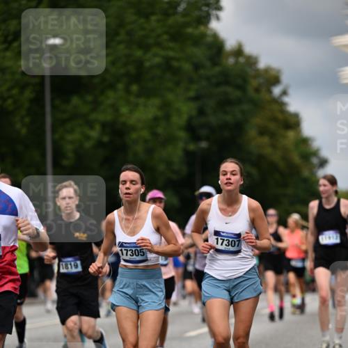 29.06.2025 - hella hamburg halbmarathon Dr. Thomas Lammeyer http://msf.ph/oto/8364171 29.06.2025 10:41:37 Kennedybrücke 56, 1022, 1118, 1276, 1339, 1597, 1799, 1819, 2016, 2031, 2104, 2199, 2272, 2480, 2552, 3165, 3230, 3873, 4347, 4442, 4618, 4733, 5146, 5224, 5640, 5940, 6243, 6584, 6821, 7085, 7202, 7235, 7544, 7707, 7823, 8499, 8758, 8843, 9054, 9055, 9288, 10024, 10112, 10159, 10476, 10762, 10798, 10919, 10931 meine-sportfotos.de