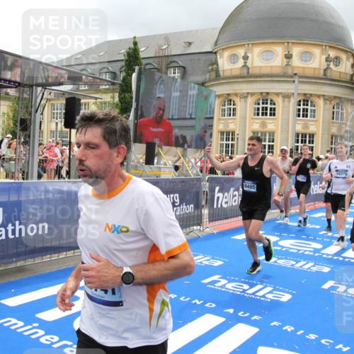 29.06.2025 - hella hamburg halbmarathon Michael Strokosch http://msf.ph/oto/8364196 29.06.2025 10:56:25 Ziel 3048, 4029, 5672, 7547, 7742, 8863, 9622, 10665, 11231, 11309, 15300, 15818, 16375, 18117, 18495, 18652, 18741 meine-sportfotos.de
