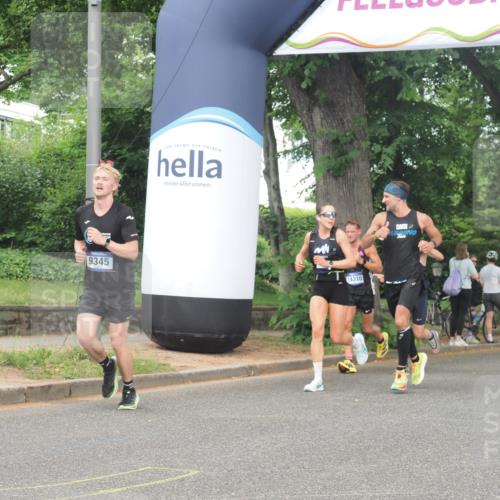 29.06.2025 - hella hamburg halbmarathon KatJ http://msf.ph/oto/8364285 29.06.2025 10:22:50 Zwischen KM18-KM19 4246 meine-sportfotos.de