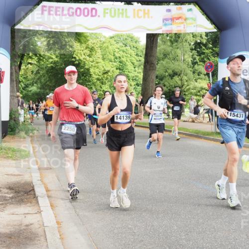 29.06.2025 - hella hamburg halbmarathon MichiJ http://msf.ph/oto/8364456 29.06.2025 10:43:36 Zwischen KM18-KM19 1130, 1485, 2250, 5492, 6399, 8825, 8968, 9246, 9903, 10408, 12014, 12196, 14139, 14737, 15090, 15125, 15431, 17665 meine-sportfotos.de