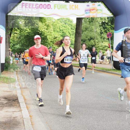 29.06.2025 - hella hamburg halbmarathon MichiJ http://msf.ph/oto/8364488 29.06.2025 10:43:36 Zwischen KM18-KM19 1130, 1485, 2250, 5492, 6399, 8825, 8968, 9246, 9903, 10408, 12014, 12196, 14139, 14737, 15090, 15125, 15431, 17665 meine-sportfotos.de