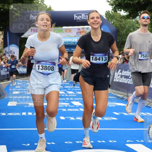 29.06.2025 - hella hamburg halbmarathon Strokosch-Dieckow http://msf.ph/oto/8364507 29.06.2025 10:50:38 Ziel 1399, 1750, 2234, 2788, 4346, 6282, 6662, 6712, 7134, 7397, 7583, 7786, 7952, 8576, 8657, 9057, 11214, 11356, 13701, 13808, 13812, 13875, 15426, 15519, 15720, 15803, 16291, 16806, 17129, 17179, 17247, 17908, 18006, 18229, 18370, 18413, 18820 meine-sportfotos.de