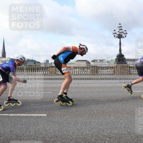 29.06.2025 - hella hamburg halbmarathon Lena Gebhardt http://msf.ph/oto/8364534 29.06.2025 08:48:45 Lombardsbrücke 544, 25, 459, 482 meine-sportfotos.de