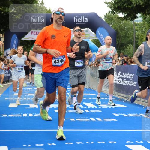 29.06.2025 - hella hamburg halbmarathon Strokosch-Dieckow http://msf.ph/oto/8364668 29.06.2025 10:50:37 Ziel 1399, 1750, 2234, 2788, 3414, 4346, 5447, 6282, 6662, 6712, 7134, 7397, 7583, 7786, 7952, 8576, 9057, 11214, 11356, 13701, 13808, 13812, 13875, 15519, 15803, 16291, 16806, 17179, 17247, 17908, 18006, 18229, 18413, 18820 meine-sportfotos.de