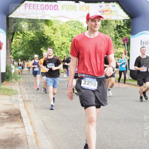 29.06.2025 - hella hamburg halbmarathon MichiJ http://msf.ph/oto/8364672 29.06.2025 10:43:38 Zwischen KM18-KM19 1130, 1485, 2250, 5492, 6272, 6399, 8669, 8825, 12014, 12196, 12585, 13465, 14139, 14737, 15090, 15125, 15431, 15712, 17268, 17665 meine-sportfotos.de