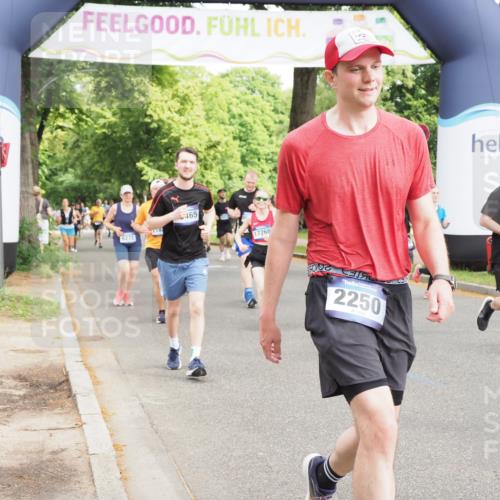 29.06.2025 - hella hamburg halbmarathon MichiJ http://msf.ph/oto/8364695 29.06.2025 10:43:38 Zwischen KM18-KM19 1130, 1485, 2250, 5492, 6272, 6399, 8669, 8825, 12014, 12196, 12585, 13465, 14139, 14737, 15090, 15125, 15431, 15712, 17268, 17665 meine-sportfotos.de