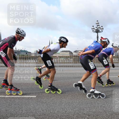 29.06.2025 - hella hamburg halbmarathon Lena Gebhardt http://msf.ph/oto/8364699 29.06.2025 08:48:45 Lombardsbrücke 477, 660, 392, 277, 25 meine-sportfotos.de