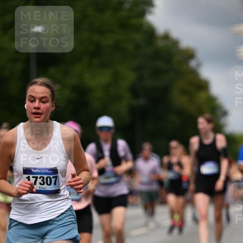 29.06.2025 - hella hamburg halbmarathon Dr. Thomas Lammeyer http://msf.ph/oto/8364724 29.06.2025 10:41:39 Kennedybrücke 56, 1022, 1118, 1276, 1337, 1339, 1799, 1819, 2016, 2031, 2104, 2199, 2272, 2480, 3230, 3873, 4347, 4442, 4618, 4733, 4762, 5146, 5224, 5640, 5940, 6243, 6584, 6821, 7085, 7124, 7544, 8499, 8758, 8843, 9054, 9055, 9288, 10024, 10112, 10159, 10476, 10762, 10798, 10919, 10931 meine-sportfotos.de