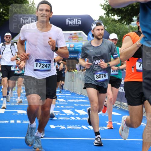 29.06.2025 - hella hamburg halbmarathon Strokosch-Dieckow http://msf.ph/oto/8365032 29.06.2025 10:50:33 Ziel 1399, 1750, 3414, 4127, 4346, 5447, 6282, 6662, 6712, 7397, 7583, 7786, 8153, 8576, 9057, 11214, 11455, 12624, 13808, 13812, 13875, 14626, 15519, 15803, 16291, 16806, 17179, 17247, 17319, 18006, 18413, 18820 meine-sportfotos.de