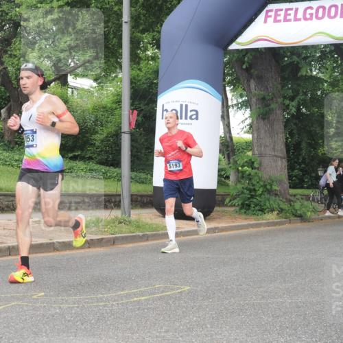 29.06.2025 - hella hamburg halbmarathon KatJ http://msf.ph/oto/8365113 29.06.2025 10:22:56 Zwischen KM18-KM19 1053, 2243, 4246, 5193 meine-sportfotos.de