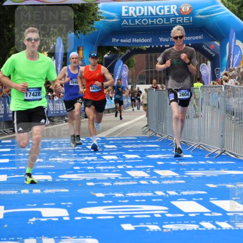29.06.2025 - hella hamburg halbmarathon Strokosch-Dieckow http://msf.ph/oto/8365404 29.06.2025 10:28:45 Ziel 1953, 2604, 3968, 6090, 10486, 15655, 17428, 18763 meine-sportfotos.de