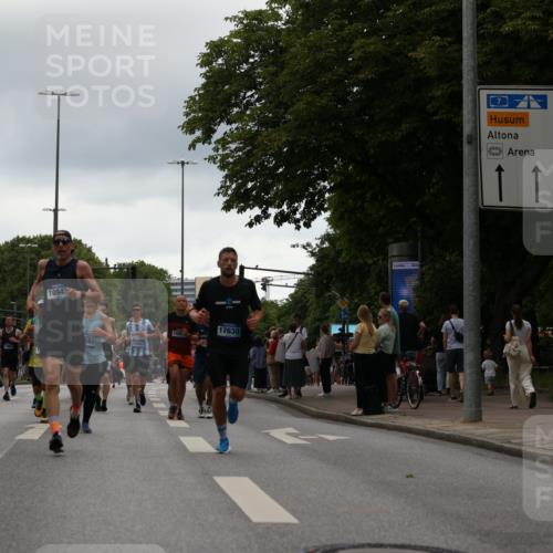 29.06.2025 - hella hamburg halbmarathon Yannick Fuchs http://msf.ph/oto/8365418 29.06.2025 10:53:21 20KM 2006, 2348, 2584, 2677, 2957, 2978, 3114, 3181, 3279, 3425, 3983, 4088, 4592, 4796, 5885, 6087, 6202, 6220, 6438, 7031, 7223, 7287, 8290, 10036, 10587, 10759, 10896, 10943, 11018, 11935, 11938, 12206, 12261, 12564, 12633, 12736, 12862, 13583, 13761, 14567, 14732, 14902, 14928, 14965, 15232, 15240, 15284, 16227, 16341, 16910, 16980, 17017, 17176, 17304, 17503, 17630, 18153, 18327, 18467, 18485, 18716, 18855, 19015, 19160 meine-sportfotos.de