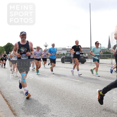 29.06.2025 - hella hamburg halbmarathon Lena Gebhardt http://msf.ph/oto/8365513 29.06.2025 10:39:26 Lombardsbrücke 1760, 9393, 4523, 17536, 824, 18167, 1760, 1856, 1883, 2092, 2534, 2571, 2574, 2578, 2843, 2893, 2976, 2998, 3275, 3353, 3727, 3745, 4298, 4410, 4523, 4603, 4609, 4659, 4855, 4882, 5045, 5701, 6062, 6112, 6321, 6342, 6343, 6427, 6428, 6611, 6719, 6726, 6748, 7053, 7125, 7199, 7341, 7501, 7506, 7524, 7589, 7684, 7815, 8203, 8243, 8457, 8995, 9393, 9420, 9446, 9569, 9698, 9747, 9777, 9974, 9977, 10001, 10072, 10315, 10512, 10516, 13060 meine-sportfotos.de
