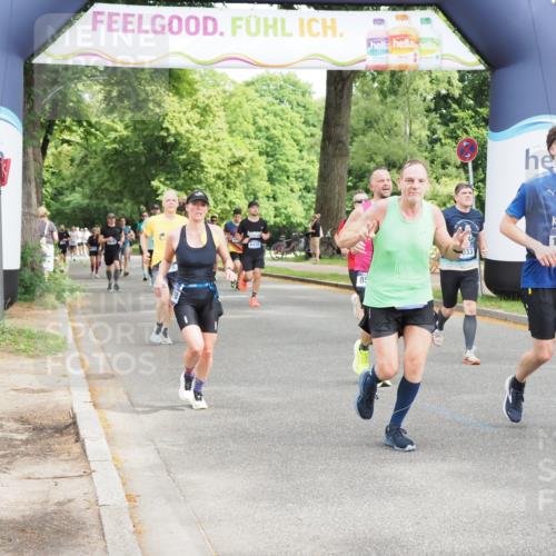 29.06.2025 - hella hamburg halbmarathon MichiJ http://msf.ph/oto/8365530 29.06.2025 10:43:47 Zwischen KM18-KM19 1583, 3836, 4167, 5033, 7659, 7716, 8542, 8652, 11212, 11612, 11832, 14678, 15097, 15527, 18501 meine-sportfotos.de