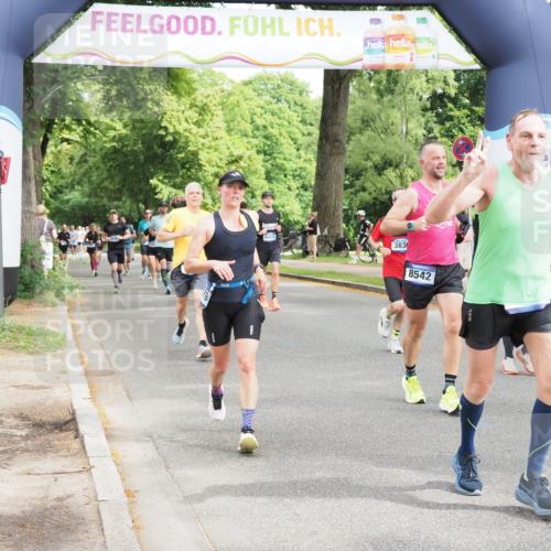29.06.2025 - hella hamburg halbmarathon MichiJ http://msf.ph/oto/8365580 29.06.2025 10:43:47 Zwischen KM18-KM19 1583, 3836, 4167, 5033, 7659, 7716, 8542, 8652, 11212, 11612, 11832, 14678, 15097, 15527, 18501 meine-sportfotos.de