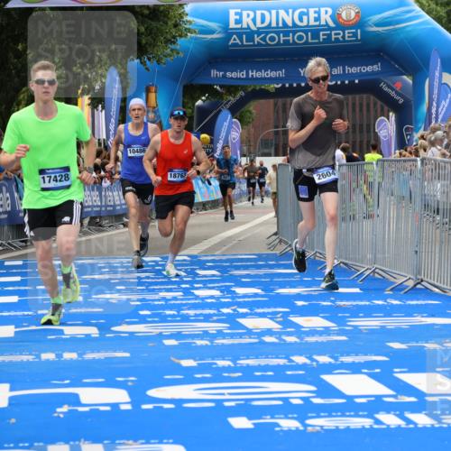29.06.2025 - hella hamburg halbmarathon Strokosch-Dieckow http://msf.ph/oto/8365709 29.06.2025 10:28:45 Ziel 1953, 2604, 3968, 6090, 10486, 15655, 17428, 18763 meine-sportfotos.de