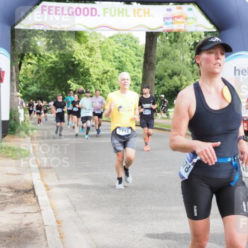 29.06.2025 - hella hamburg halbmarathon MichiJ http://msf.ph/oto/8365713 29.06.2025 10:43:48 Zwischen KM18-KM19 1583, 3836, 4167, 5033, 6416, 7716, 8542, 8652, 11212, 11612, 14678, 15097, 15527, 18501 meine-sportfotos.de