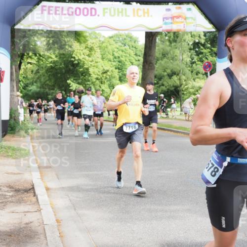 29.06.2025 - hella hamburg halbmarathon MichiJ http://msf.ph/oto/8365728 29.06.2025 10:43:48 Zwischen KM18-KM19 1583, 3836, 4167, 5033, 6416, 7716, 8542, 8652, 11212, 11612, 14678, 15097, 15527, 18501 meine-sportfotos.de